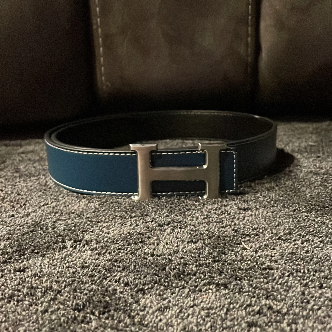 H svart skärp med H-spänne vändbart - 2