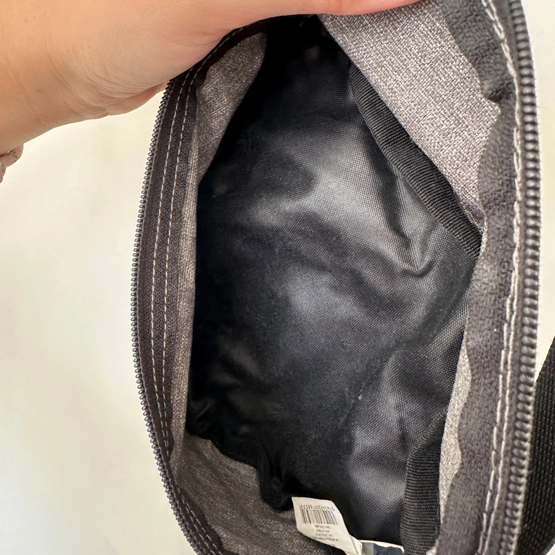 Grå axelväska från Eastpak / Magväska - 4