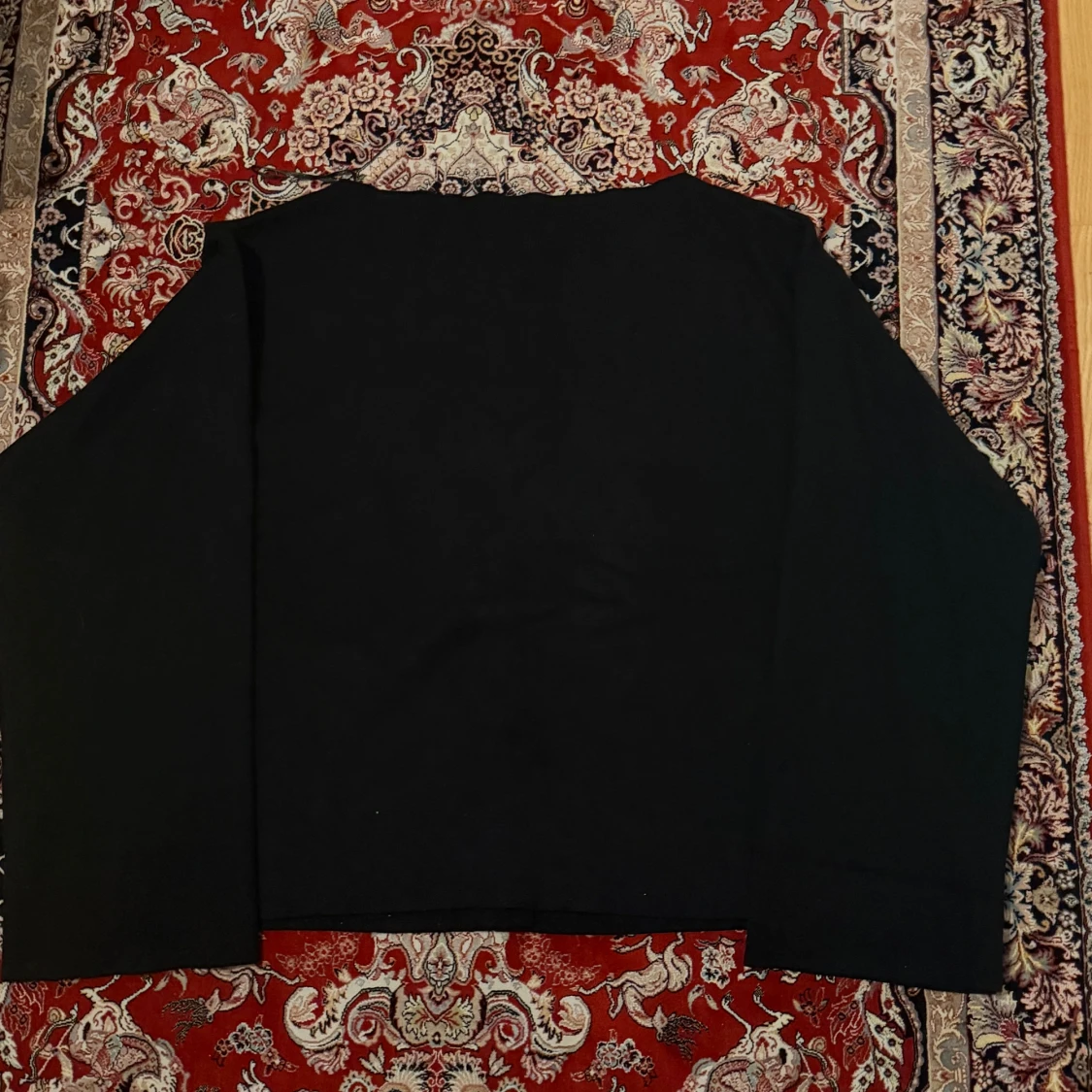 Svart kofta med knappar från Gina Tricot - 2