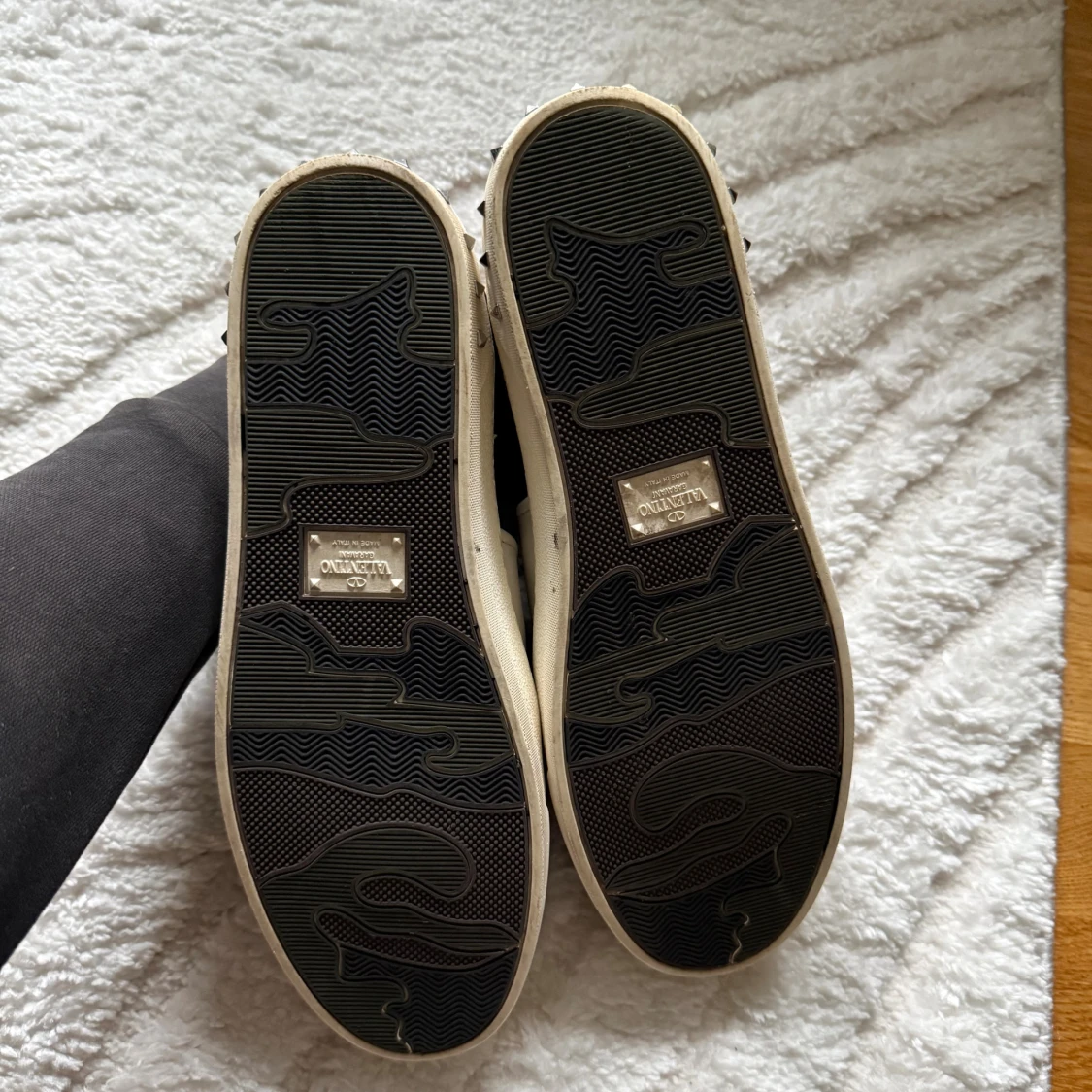 Valentino Flycrew Navy - 3