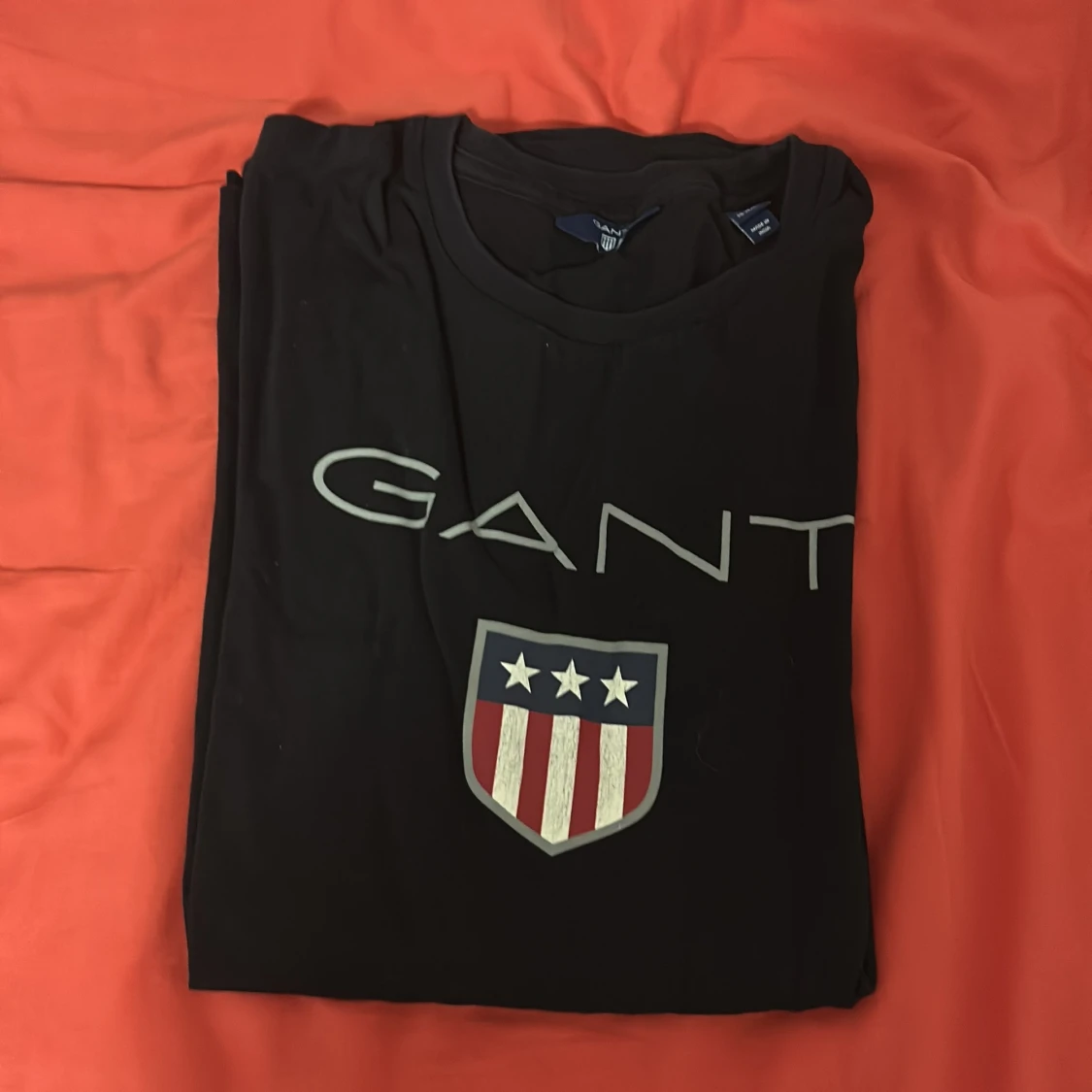 Svart GANT t-shirt med logga