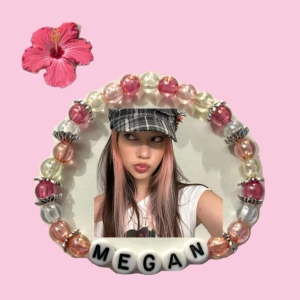 Megan från KATSEYE - Armband inspirerat av Megan, nytt, stretchigt och passar alla💗💗