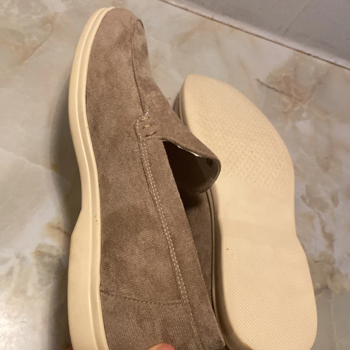 Beige mockaloafers från Old Money - 4