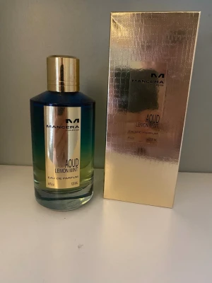 Mancera Aoud Lemon Mint 120ml - Aoud Lemon Mint från Mancera Paris, Eau de Parfum, 120 ml. En lyxig parfym med modern känsla och snygg förpackning som sticker ut i samlingen. Nästan full kan skicka mer bilder 