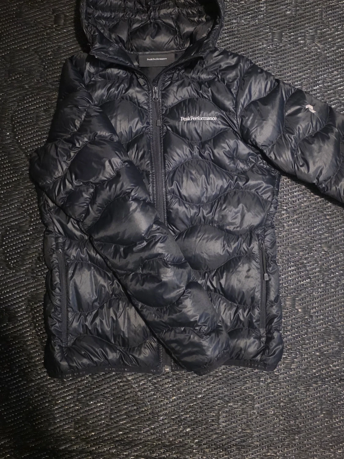 Svart Peak Performance S - 1