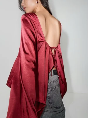 gina tricot blus silke satin jul  - storlek 42 , nyskick använd en gång. 