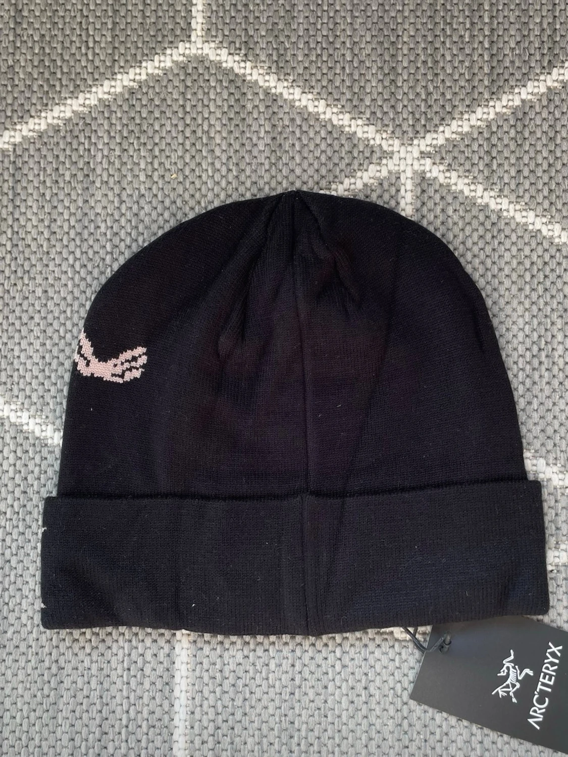 Svart Arc'teryx mössa, Aldrig Använt! - 4