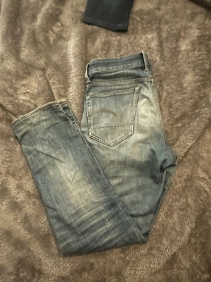 G-Star jeans  - Säljer ett par feta g-Star jeans i storlek 30/30 Priset går att diskuteras