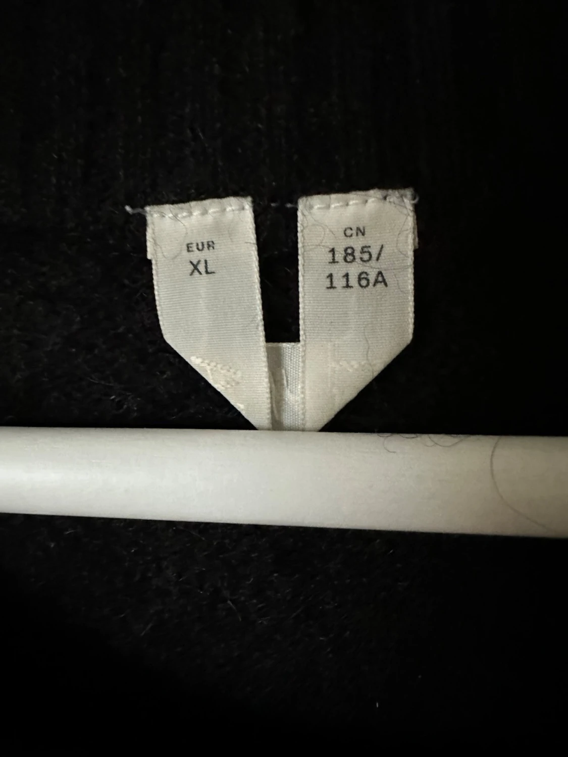 Svart stickad tröja från Arket XL - 2