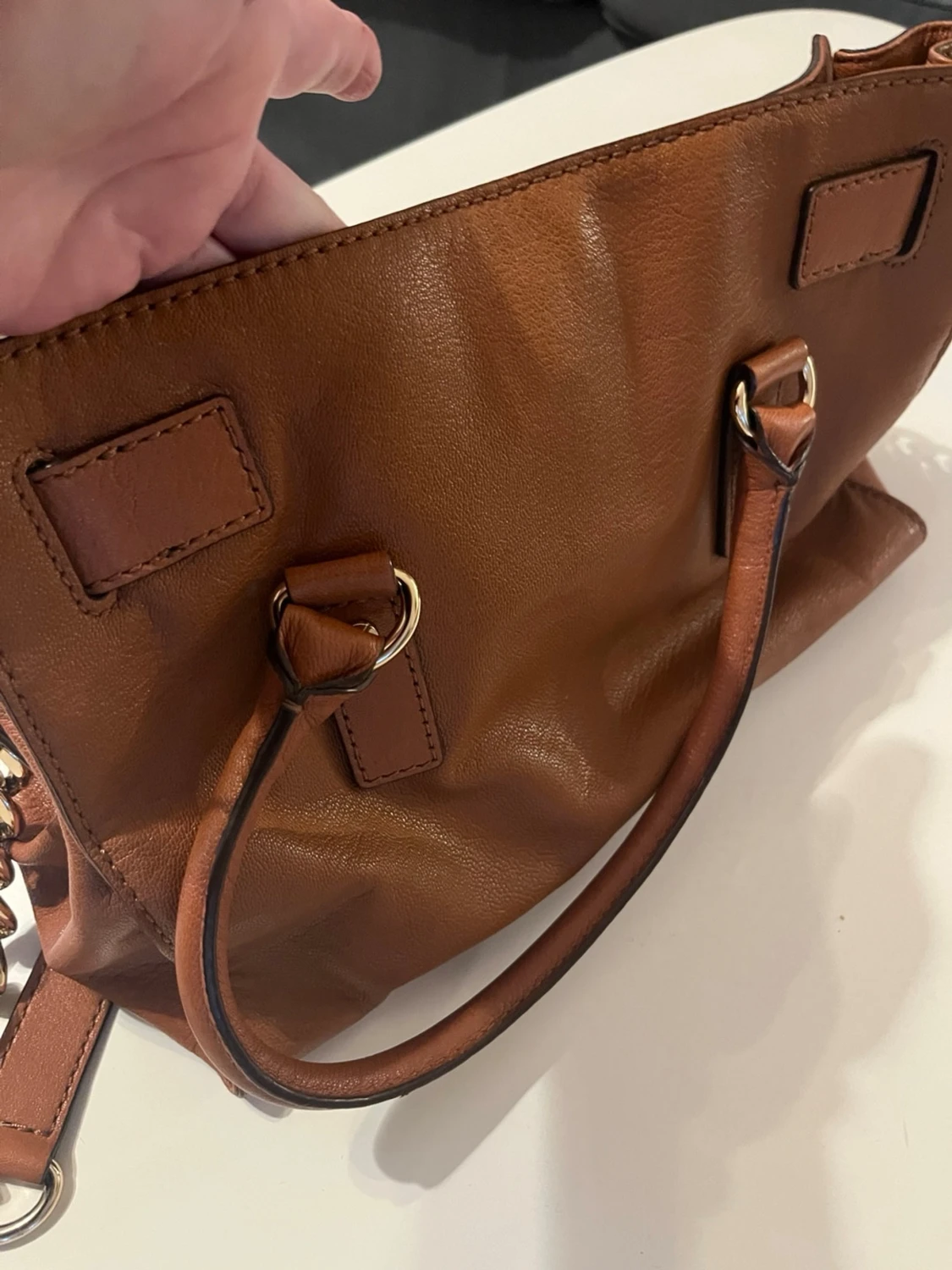 Brun handväska från Michael Kors - 1