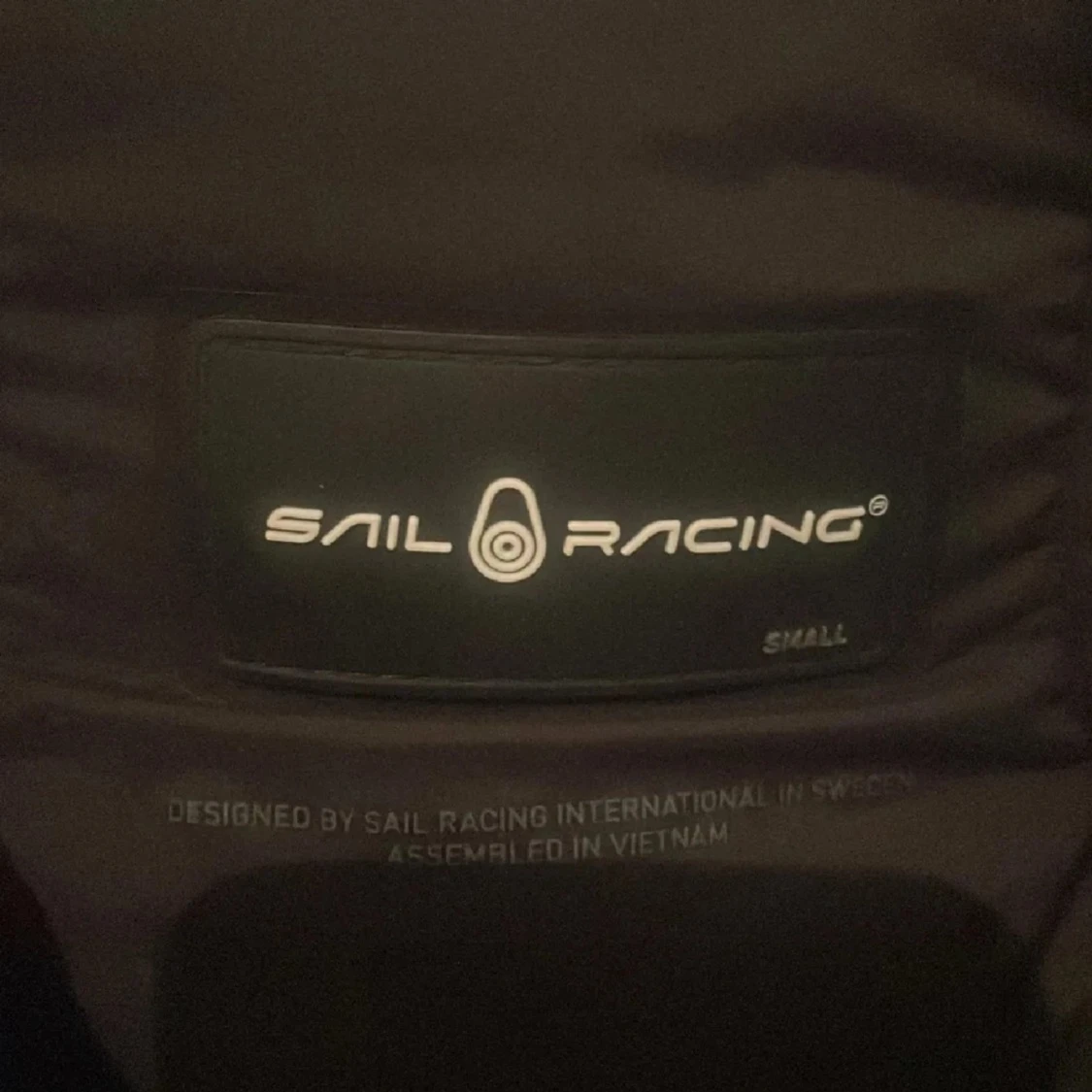 Vit och svart pufferjacka Sail Racing - 3