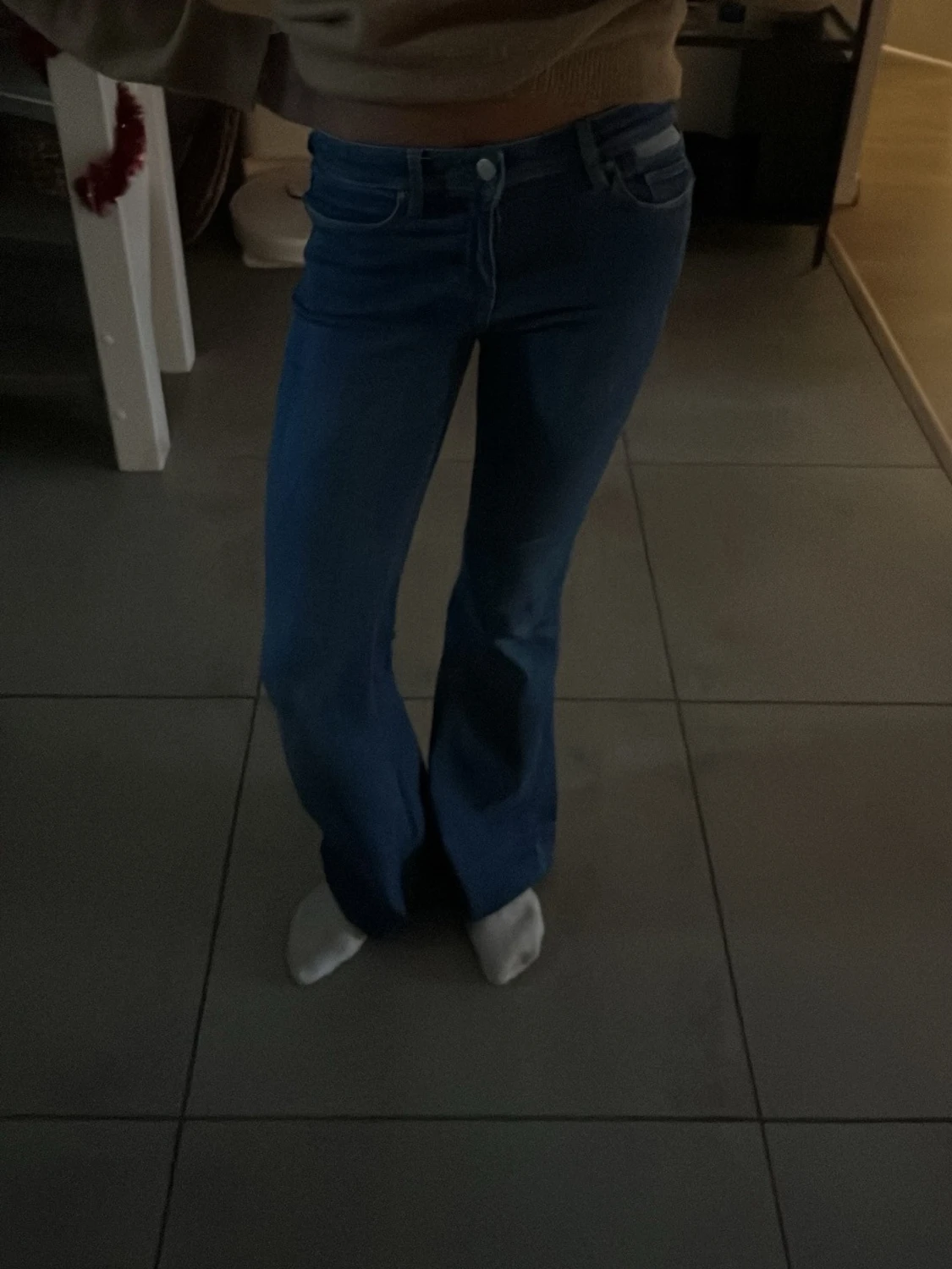 Blå bootcut jeans low waist