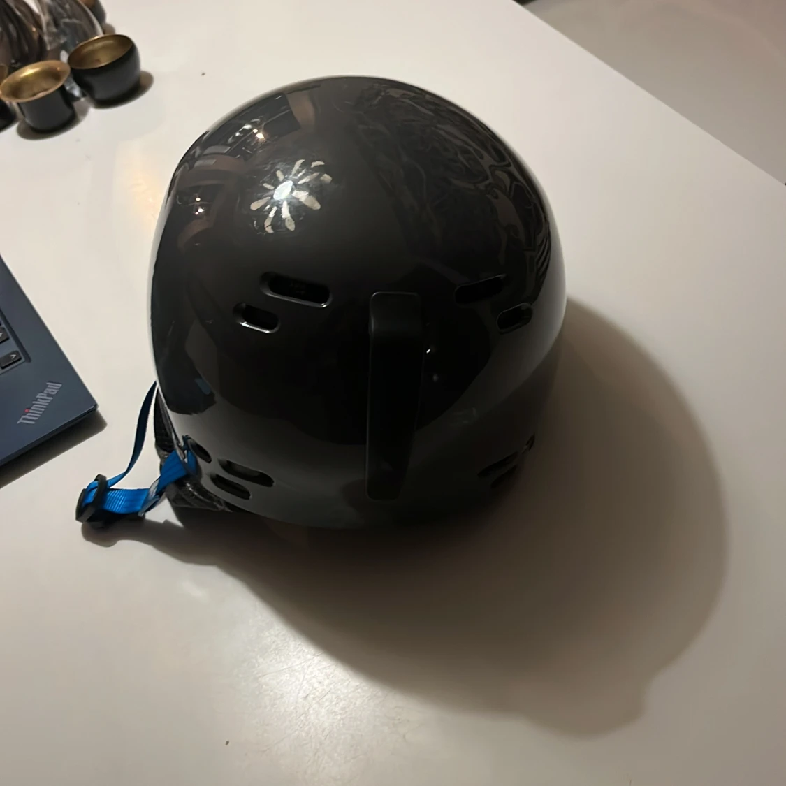 Grå skid hjälm k2 - 2