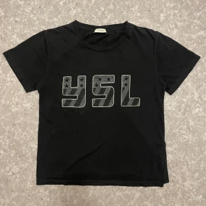 Saint Laurent 2017 Flag tee - ONLY AVAILABLE ON OUR INSTAGRAM! WE DONT USE PLICK @2muchapathy