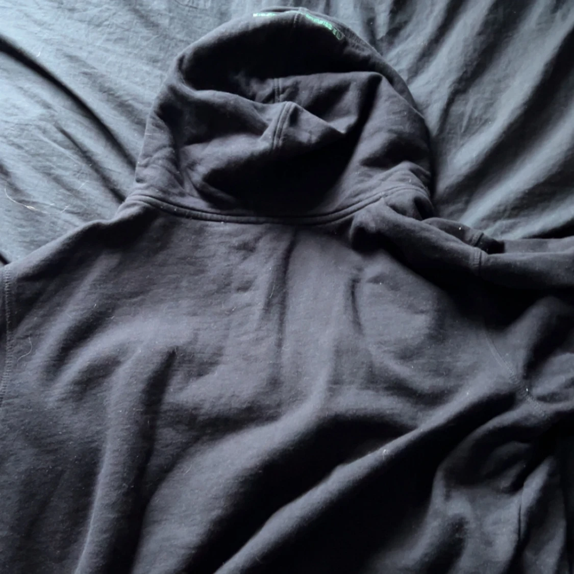 Svart hoodie från Wasted Paris - 1