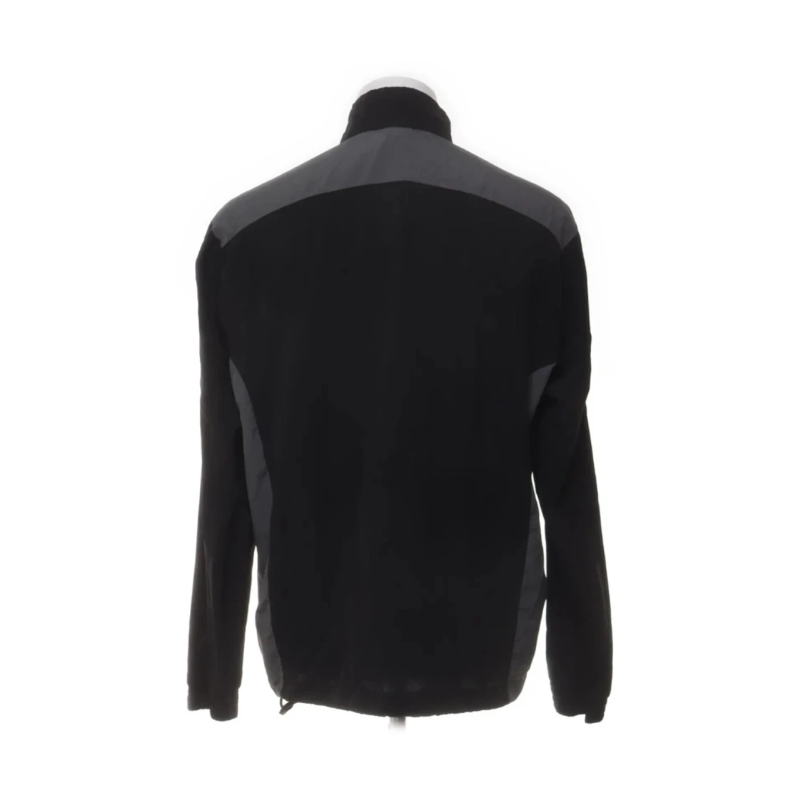 Svart vindjacka från Puma i storlek L - 1