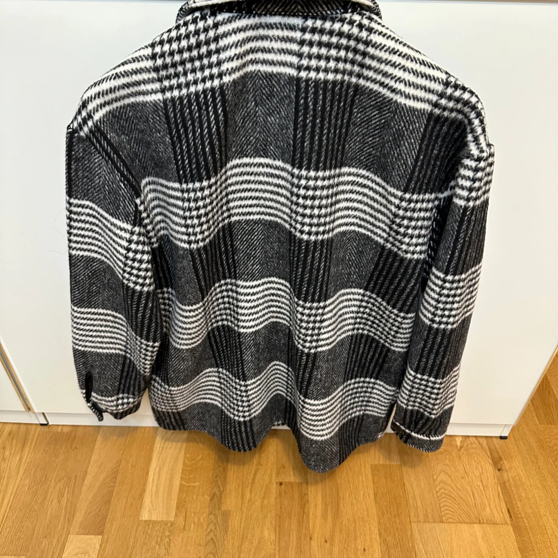 Rutig overshirt i ullmix - 1