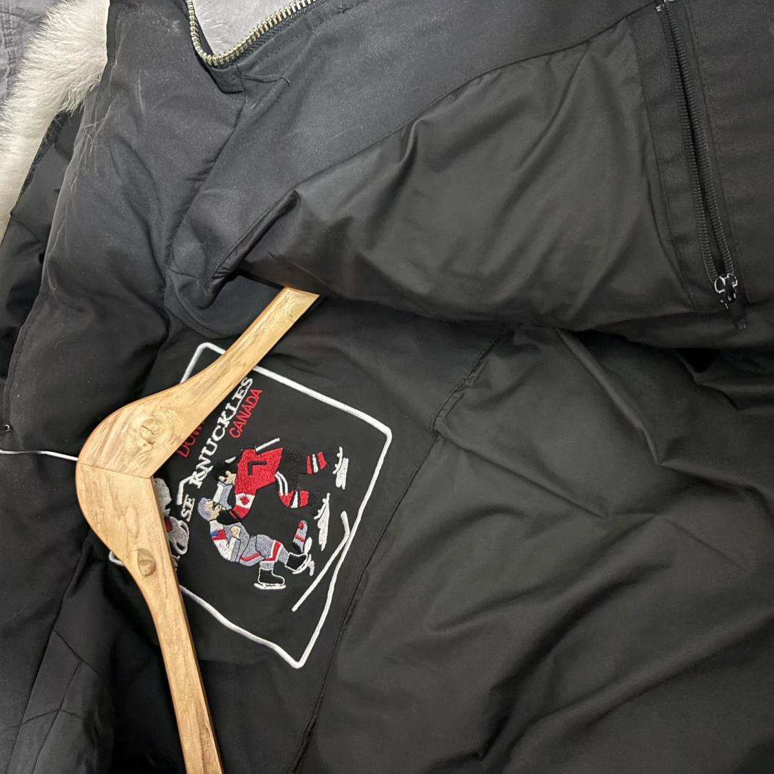 Svart dunjacka Moose Knuckles S - 1