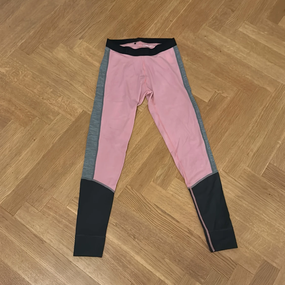 Peak Performance rosa underställströja - 2