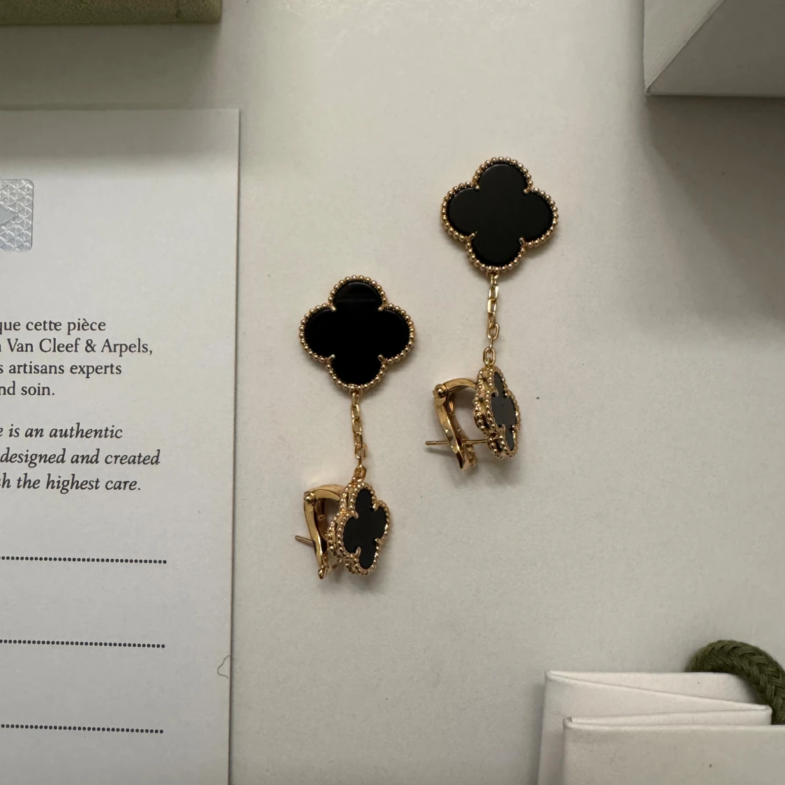 Van Cleef • Örhängen • Svart • Dam Smycken - 4