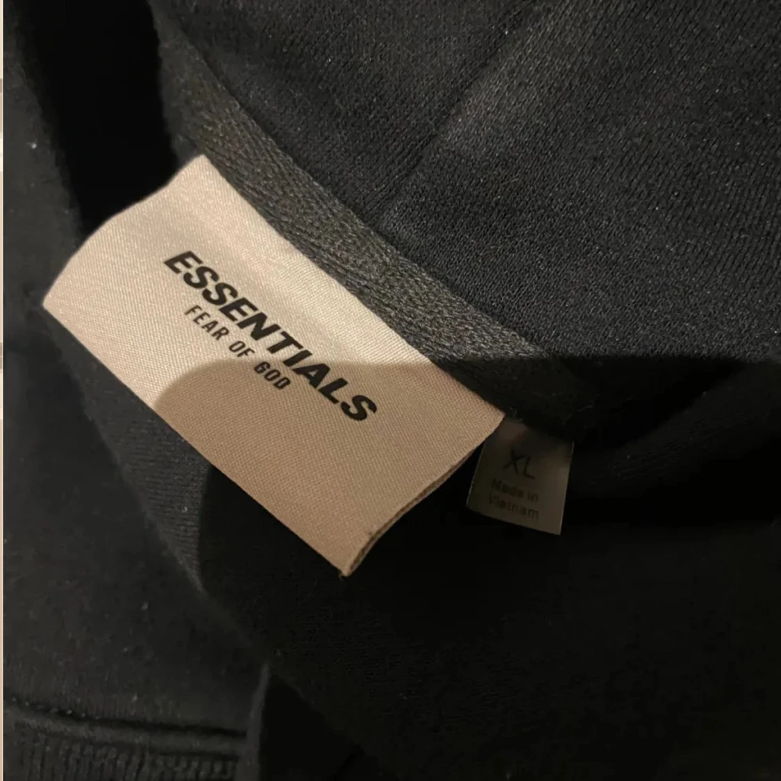 Svart Essentials Fear of God hoodie XL - 3