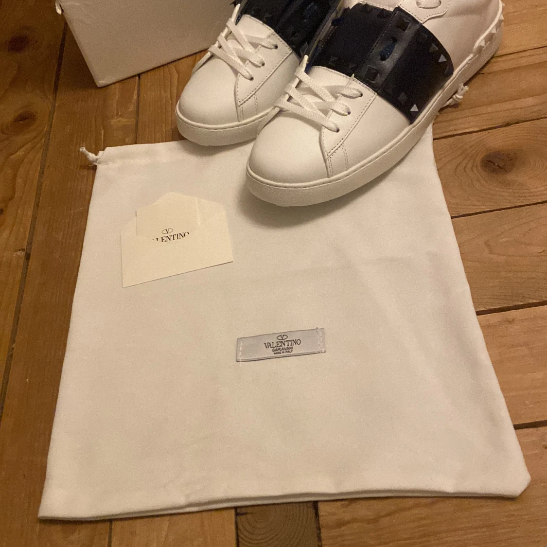 Valentino Garavani Open sneakers vit/svart