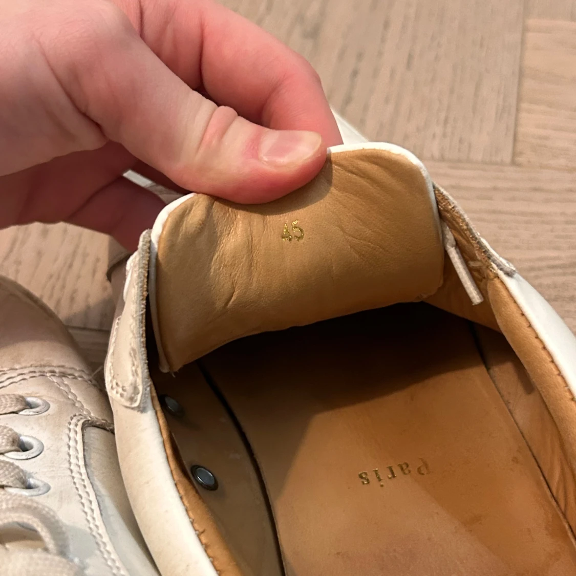 Vita sneakers från Christian Louboutin - 3