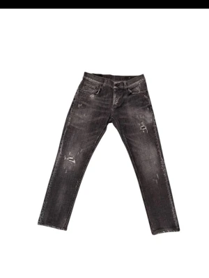 Dondup Jeans - Säljer nu dessa feta dondup jeans 