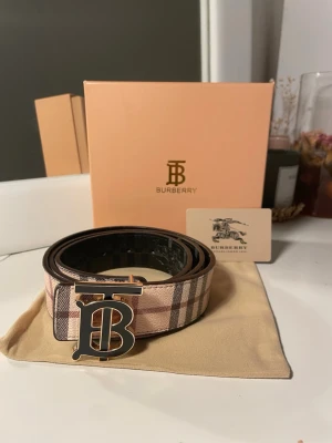 Mens Belt  - (priset kan diskuteras). Snabb leverans, Storlek: 115cm 