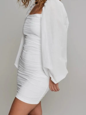 Nelly XL - Dress from Nelly in size XL. The size in picture is XS, the one I have is XL!!