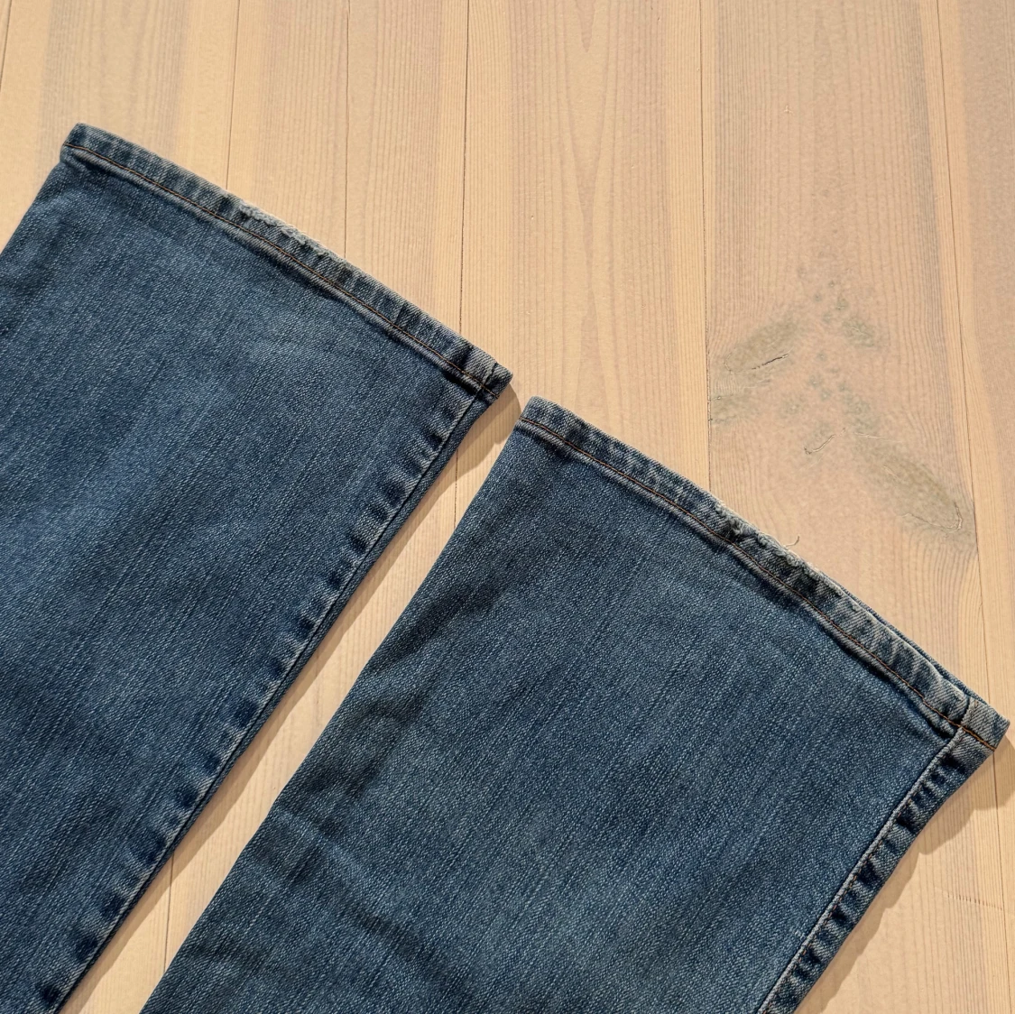 Lågmidjade bootcut jeans  - 4