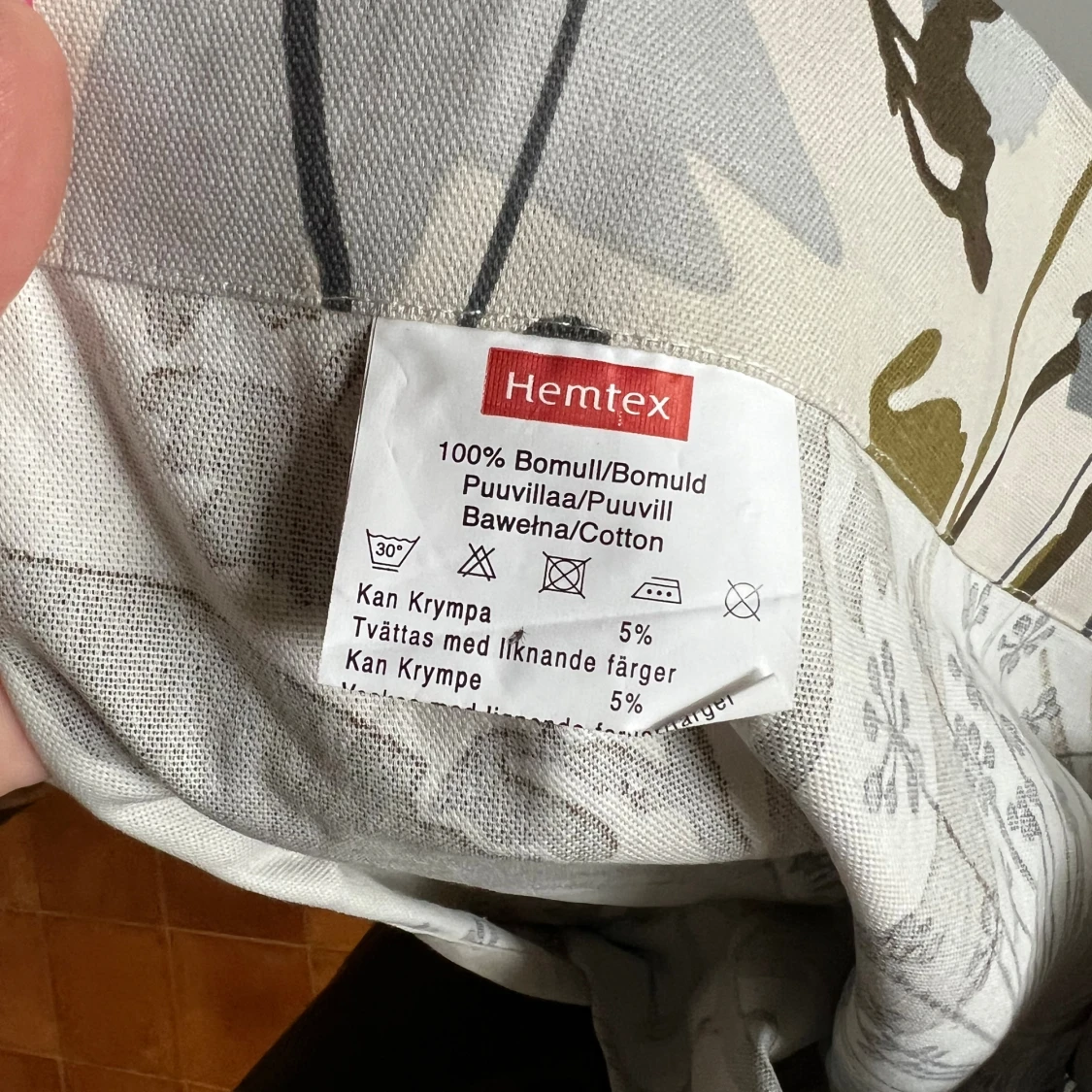 Gråa gardiner med naturmönster - 3