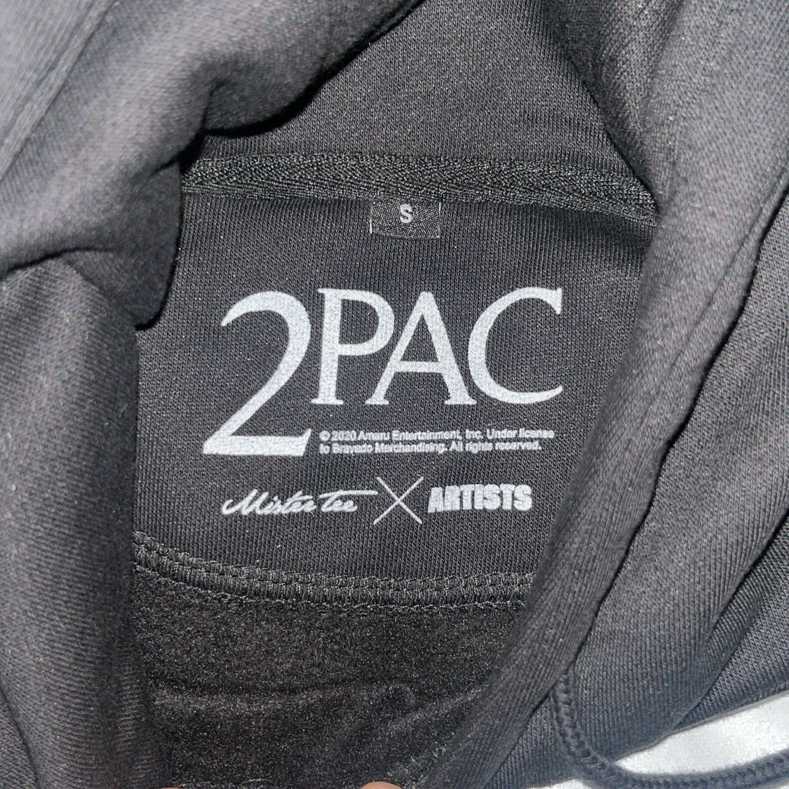 Svart Tupac hoodie med tryck - 2