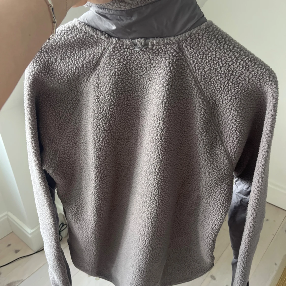 Grå teddyjacka från Move, storlek S - 1