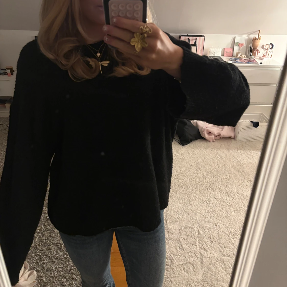 Svart stickad tröja - 1