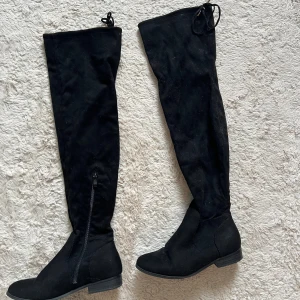 Over-knee stövlar  - Fint skick