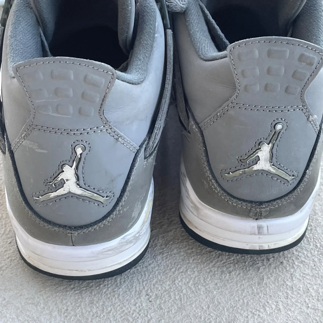 Gråa Nike Air Jordan 4 sneakers - 1