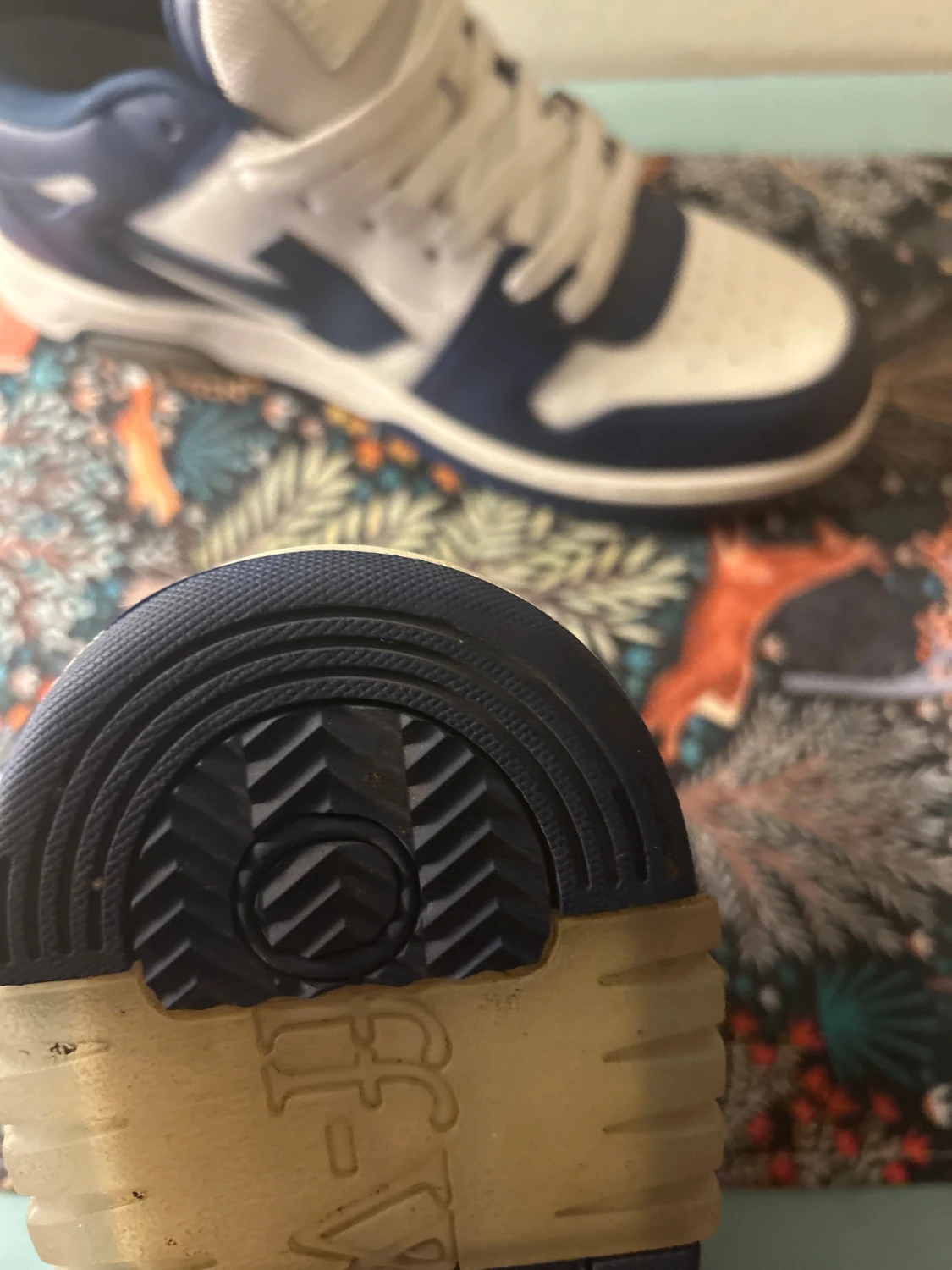 Off-White Out of Office Navy/White - 4