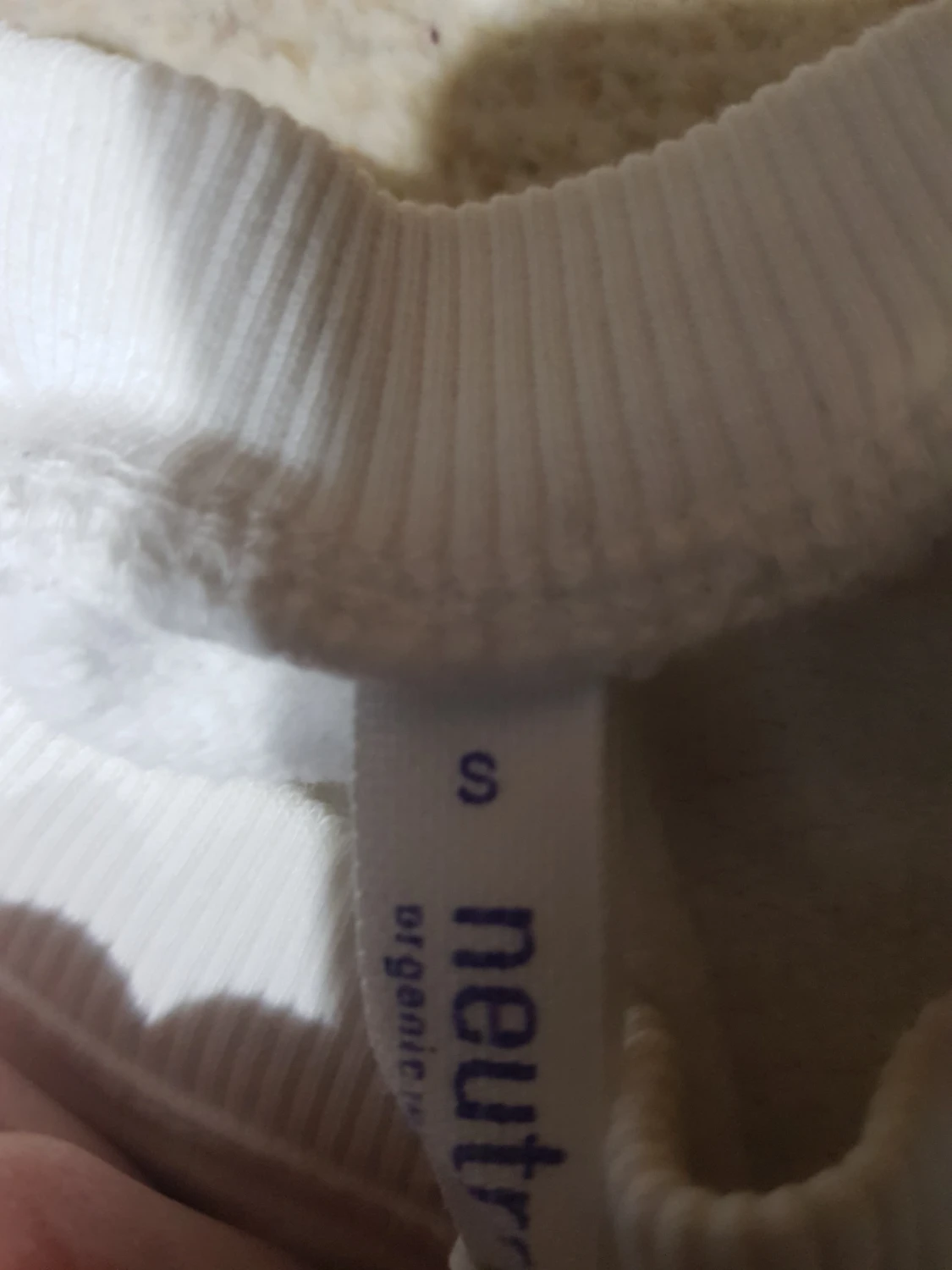 Vit sweatshirt från Neutral, storlek S