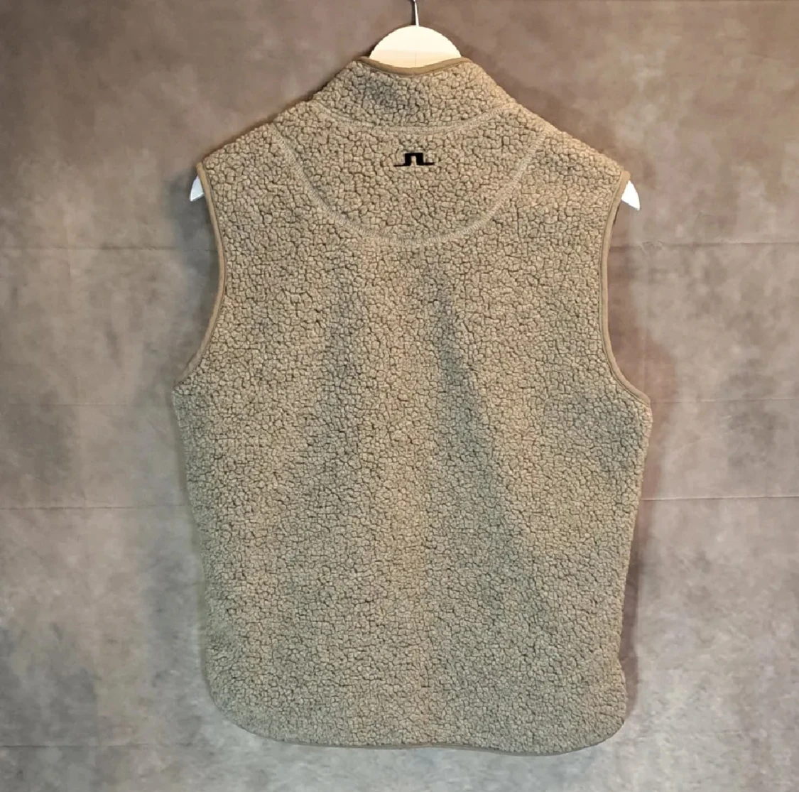 Beige/grå fleeceväst från J.Lindeberg - 3