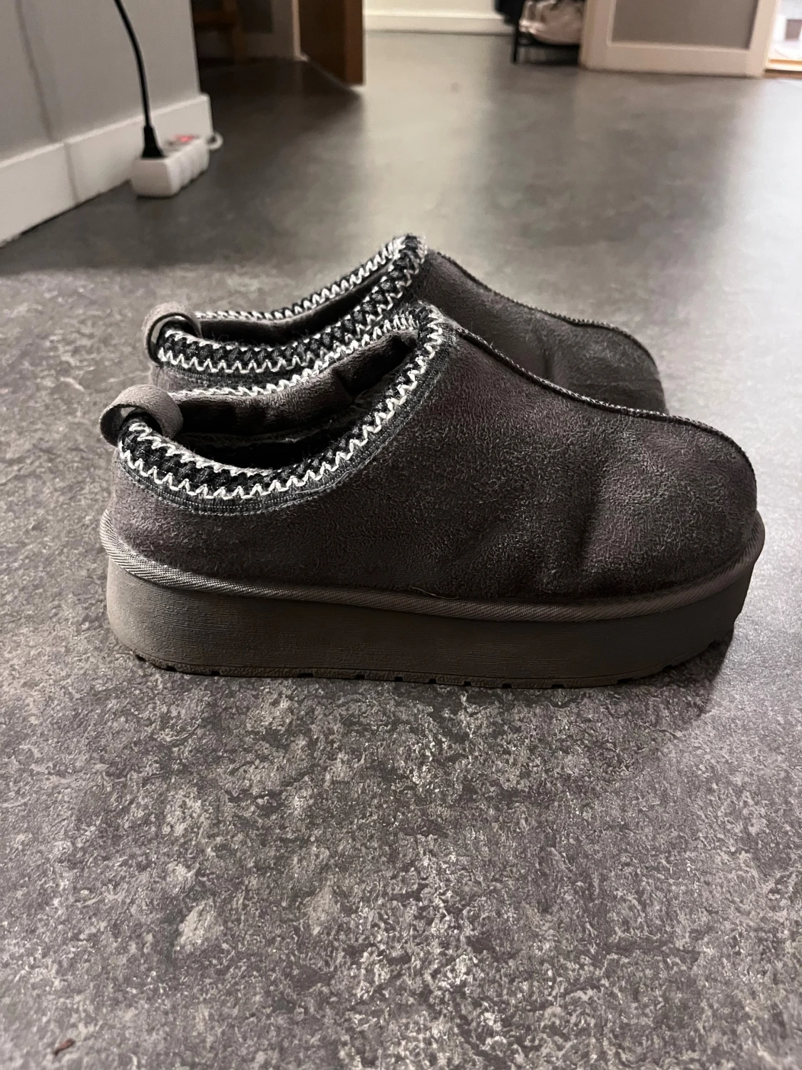 Uggsliknande boots - 2