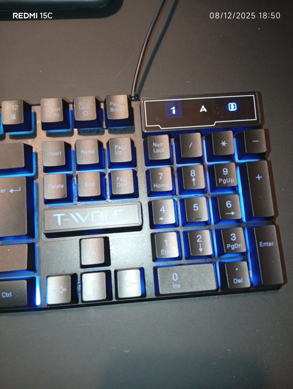 T-WOLF Rainbow Backlit Game Keyboard - 4