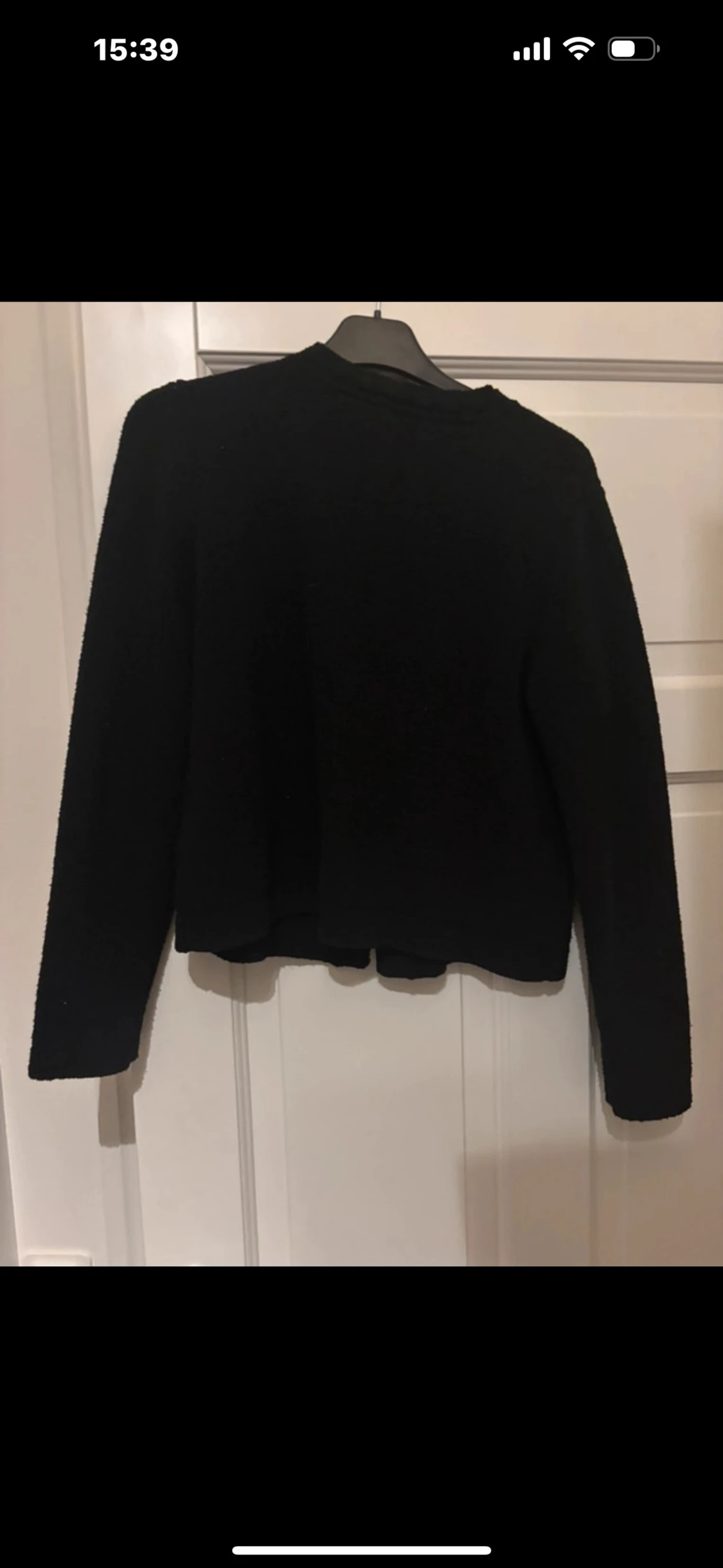 Svart kofta med guldknappar från H&M - 3