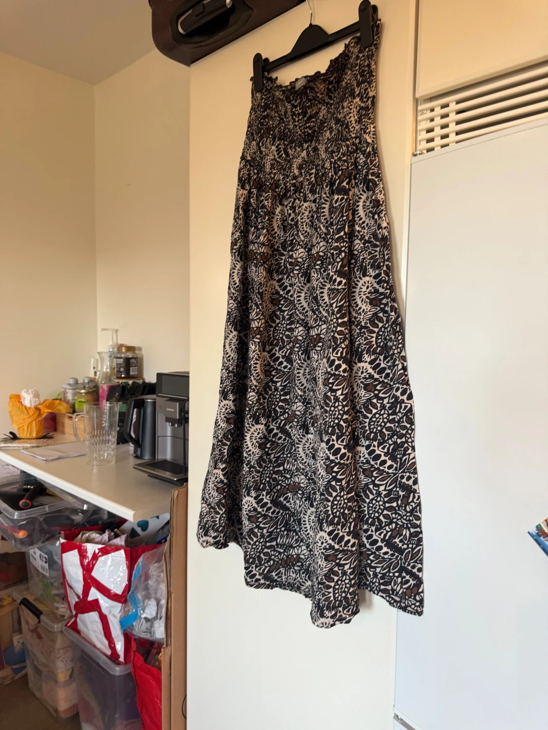 Svartvit långklänning från Lindex - 1