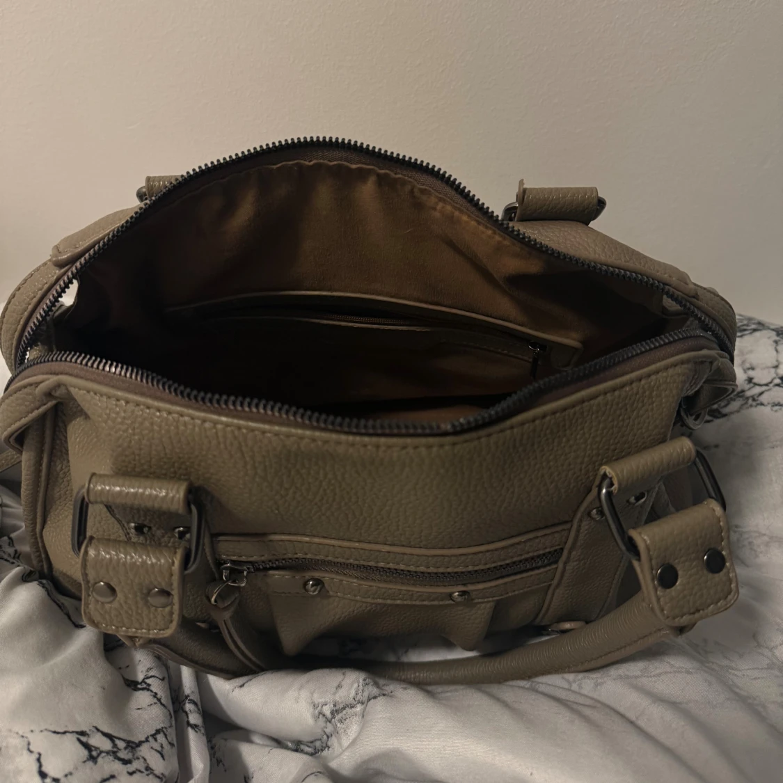 Snygg city väska  - 3