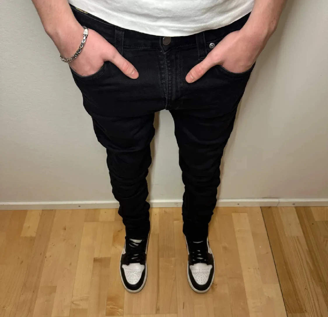 Svarta skinny jeans från Levis