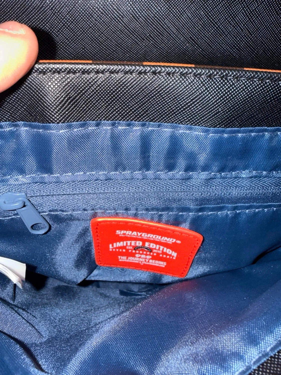 Sprayground rutig axelväska limited edition - 3