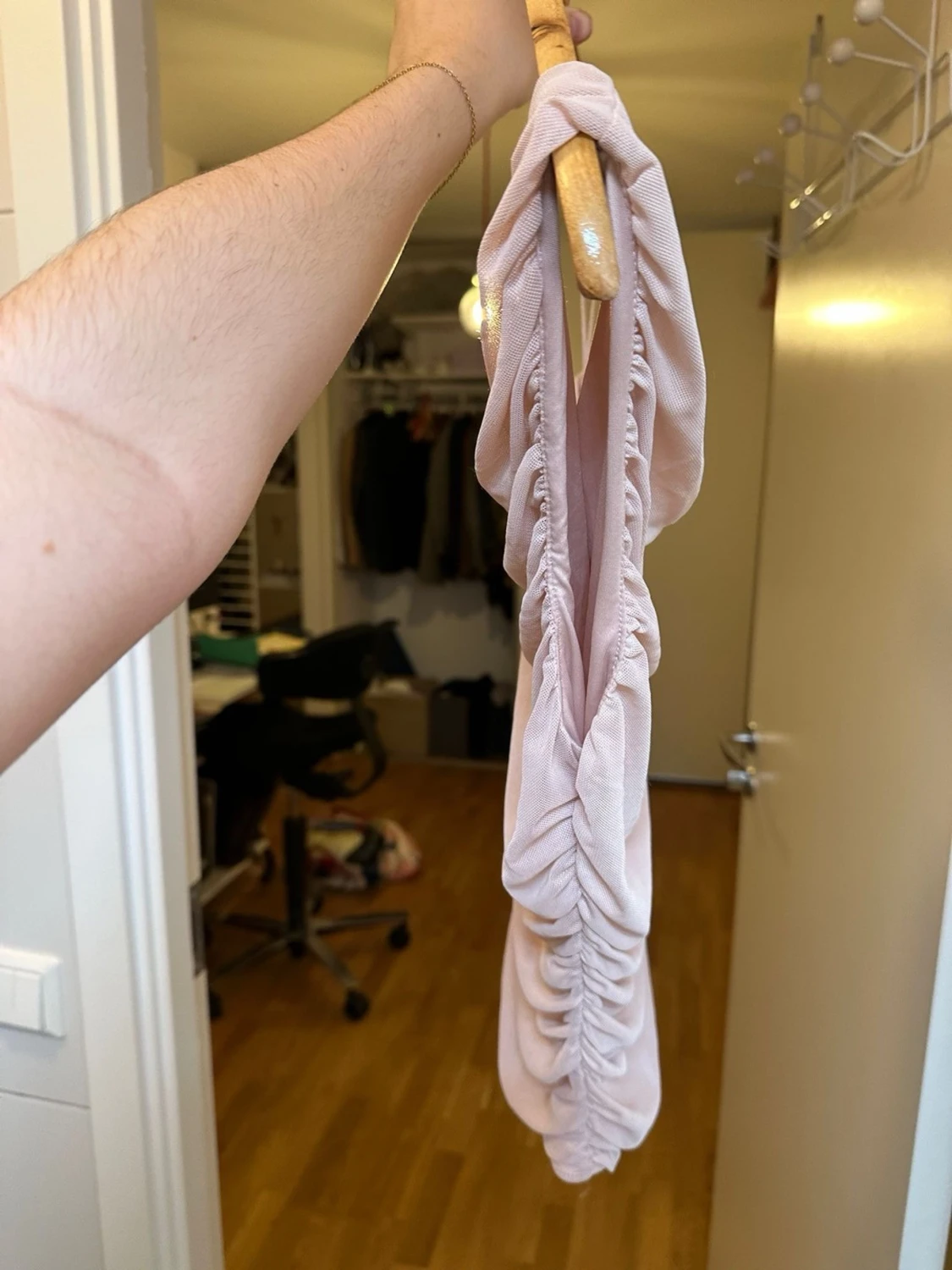 Ljusrosa oneshoulder body  - 2