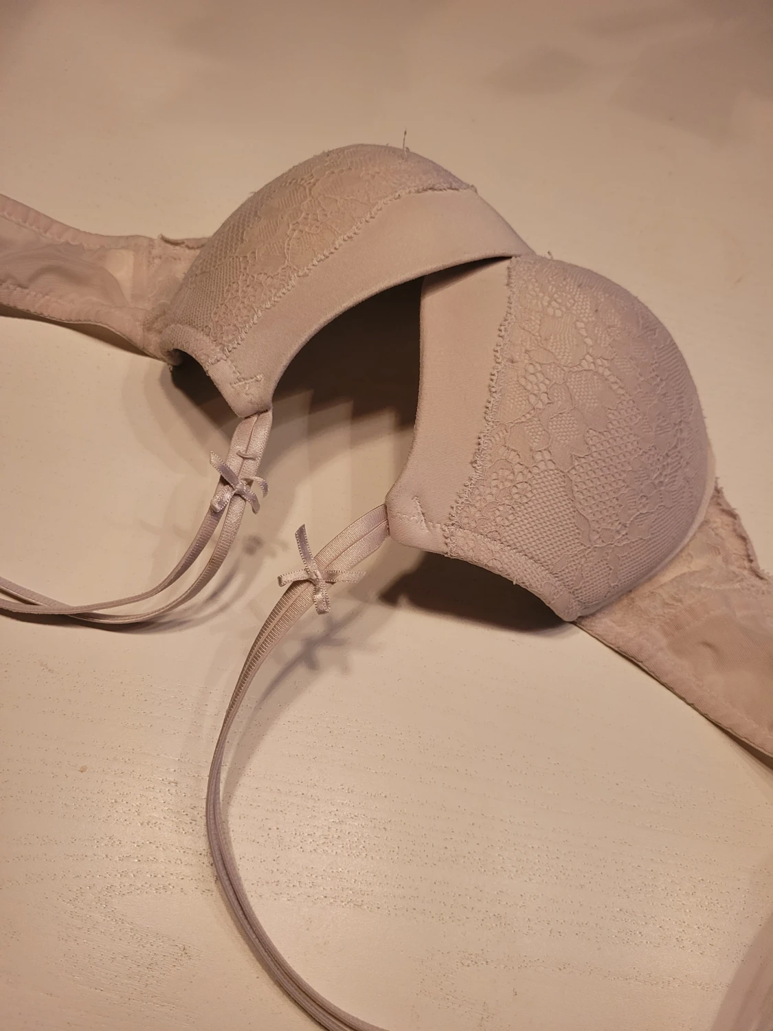 Vit spetsdetaljerad bh - 2