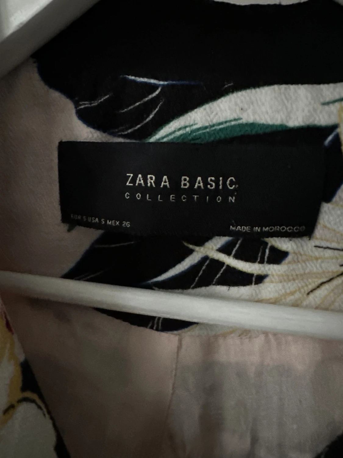 Blommig bomberjacka från Zara  - 2